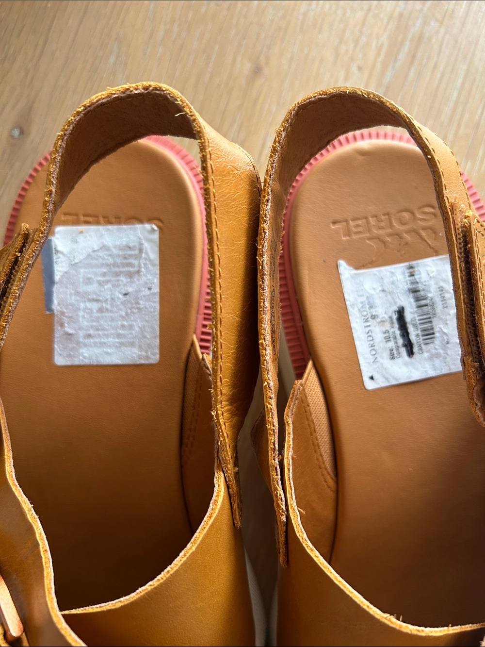 SOREL REIN CB Crisscross Sandal Canyon Gold Size 10.5 NWT Flaw no box display - Picture 9 of 11